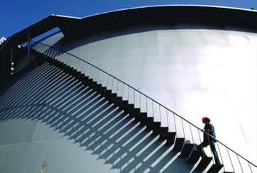 實(shí)證樣本：中聯(lián)重科、國藥控股