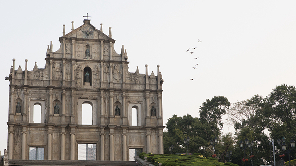 全力抗擊新冠疫情，全面深化粵澳合作&mdash;&mdash;新一屆澳門特區政府施政半年紀實