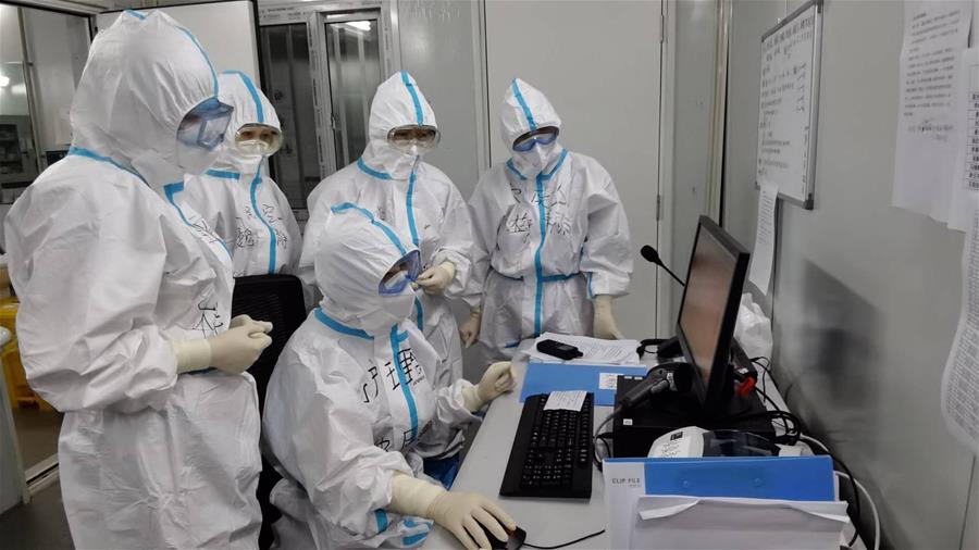 （圖文互動(dòng)）（5）&ldquo;白衣戰(zhàn)士&rdquo;在沖鋒&mdash;&mdash;記&ldquo;最美新時(shí)代革命軍人&rdquo;仲月霞