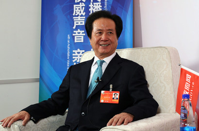 全國(guó)政協(xié)委員陳經(jīng)緯做客新華網(wǎng)、中國(guó)政府網(wǎng)兩會(huì)訪談