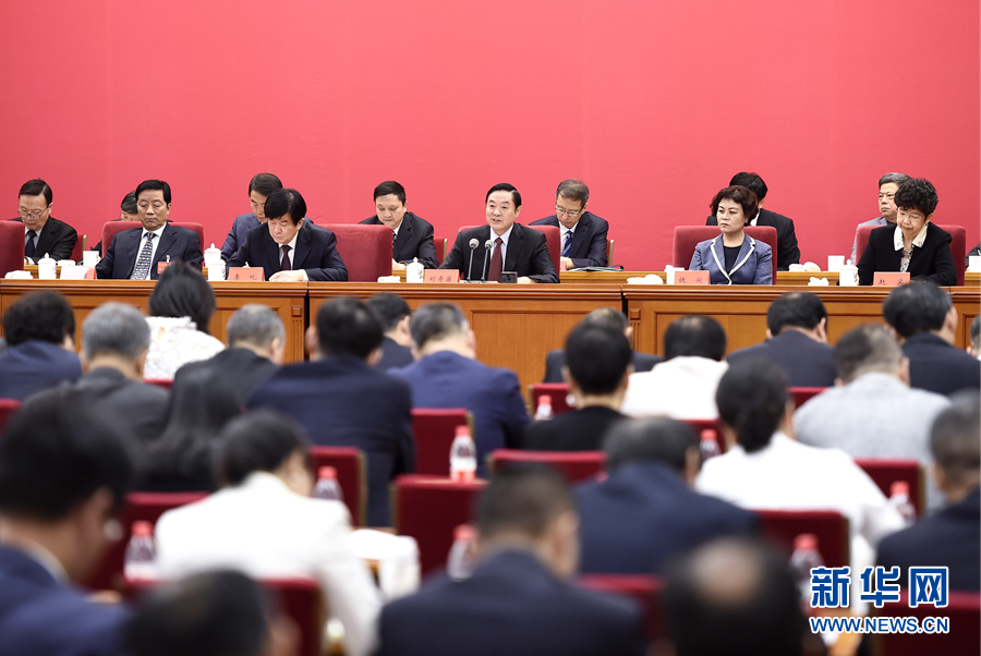 9月20日，中國電視藝術家協會第六次全國代表大會在北京召開。中共中央政治局委員、中央書記處書記、中宣部部長劉奇葆出席開幕式并講話。新華社記者 燕雁 攝