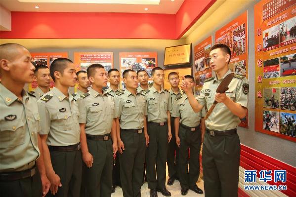 （十九大代表風采&middot;圖文互動）（1）&ldquo;大功三連&rdquo;指導(dǎo)員王金龍：矢志強軍的&ldquo;播火者&rdquo;