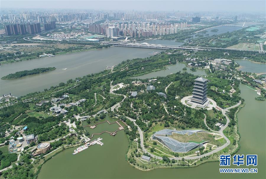 （壯闊東方潮 奮進新時代&mdash;&mdash;慶祝改革開放40年）（13）美麗中華大地書寫綠色傳奇