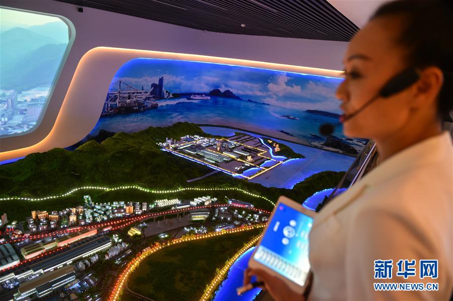 （在習(xí)近平新時(shí)代中國(guó)特色社會(huì)主義思想指引下&middot;慶祝改革開(kāi)放40周年&middot;綠色發(fā)展）（新華全媒頭條&middot;圖文互動(dòng)）（1）綠色發(fā)展：書(shū)寫(xiě)在中國(guó)大地上的美麗畫(huà)卷