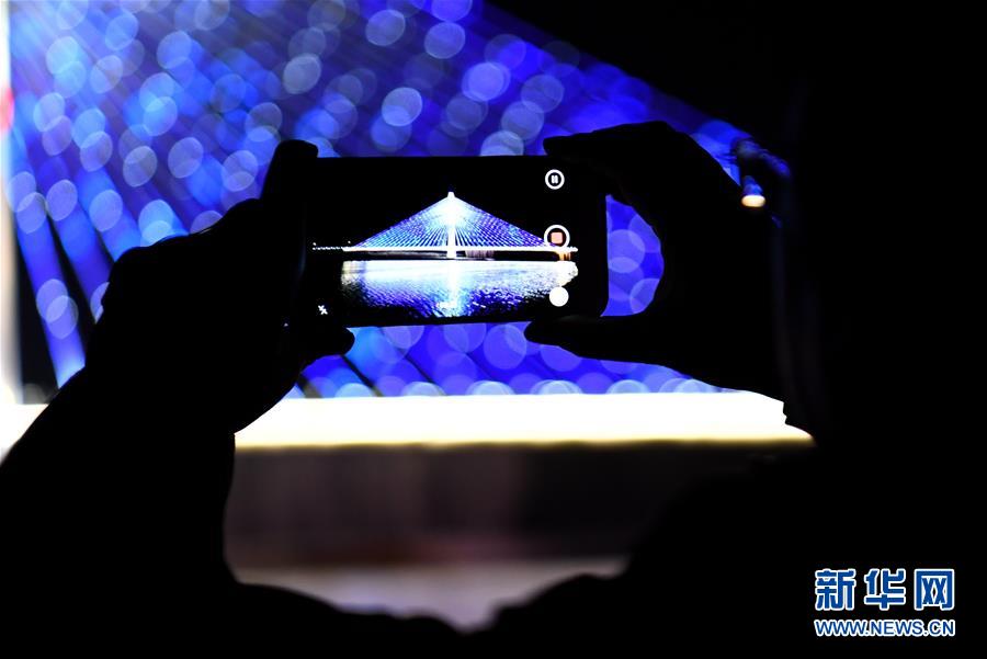 （在習(xí)近平新時代中國特色社會主義思想指引下&mdash;&mdash;新時代新作為新篇章&middot;圖文互動）（2）梗阻的&ldquo;血脈&rdquo;通了 彼此的心拉近了&mdash;&mdash;京津冀&ldquo;斷頭路&rdquo;打通記