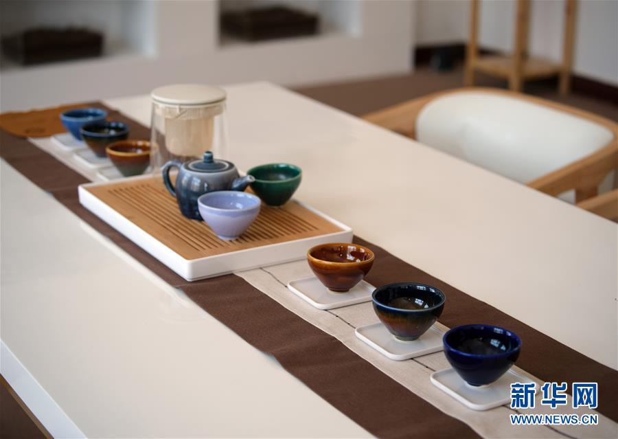 （愛國情 奮斗者&middot;圖文互動）（2）池建義團(tuán)隊：把論文寫在產(chǎn)品上