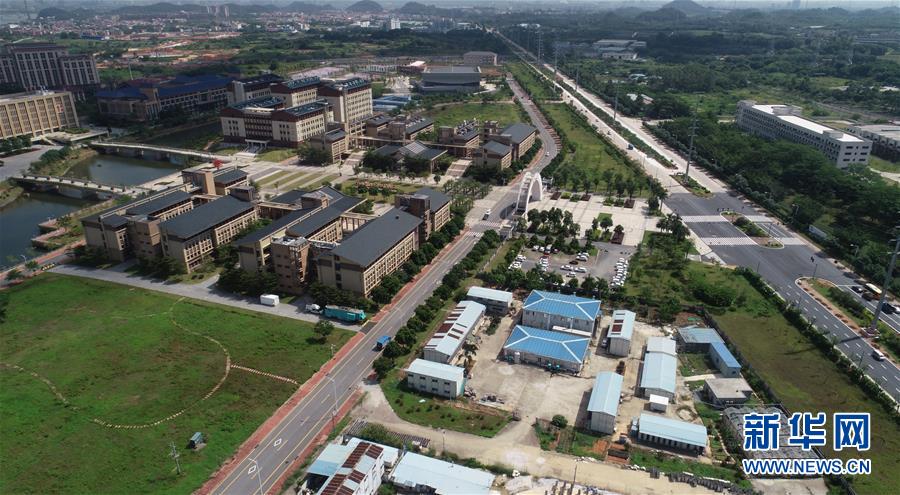 (在習近平新時代中國特色社會主義思想指引下——新時代新作為新篇章·圖文互動)(3)“我們給火箭做減重”——高校科技創新進行時