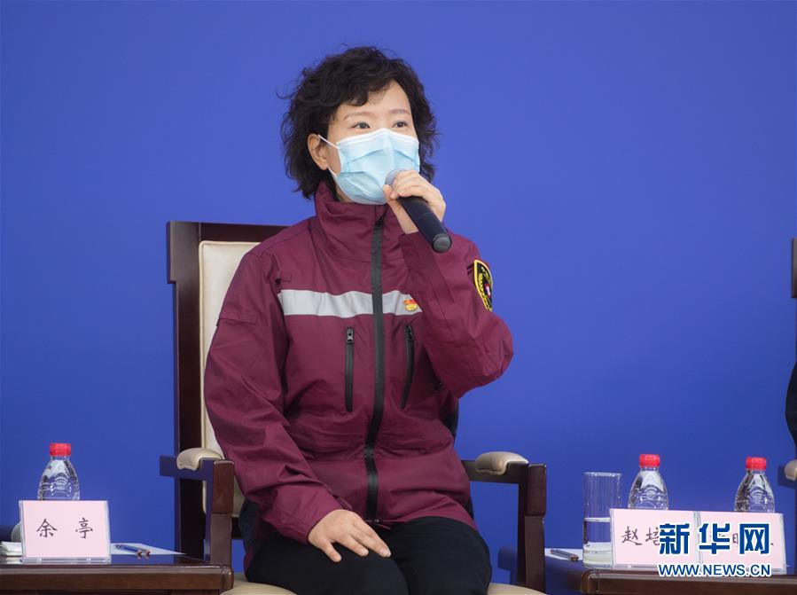 (聚焦疫情防控·圖文互動)(5)分秒必爭!一切為了治病救人——中國抗疫生命至上的生動實踐