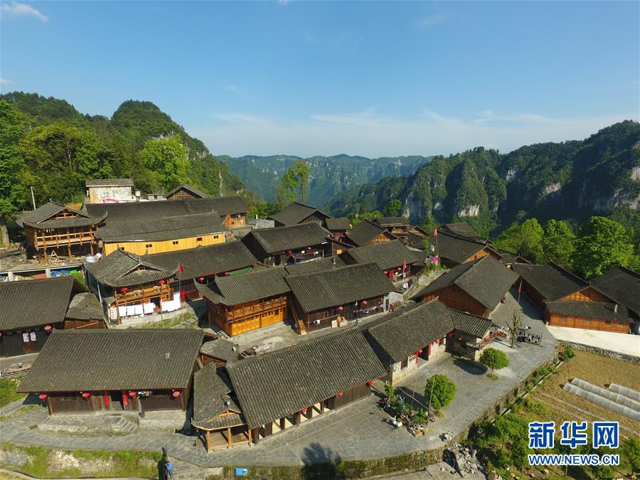 (新華全媒頭條·圖文互動)(6)初夏,循著總書記的腳步探訪產(chǎn)業(yè)扶貧新事