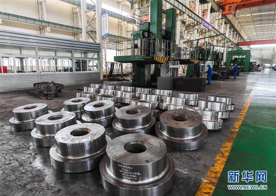 (新華全媒頭條·兩會特別報道·圖文互動)(4)齊心協力 砥礪奮進——2020年全國兩會凝聚起決戰決勝的強大力量