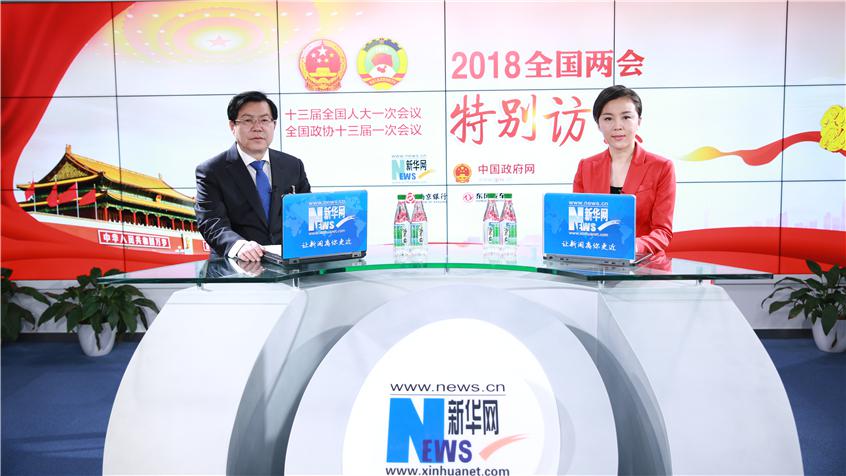 曾文明：推動各方力量向脫貧攻堅聚合，堅決打贏脫貧攻堅硬仗