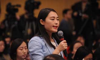 經(jīng)濟(jì)日報、中國經(jīng)濟(jì)網(wǎng)記者提問