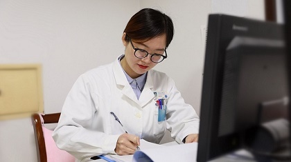 有才！這位女醫生自創說唱視頻，讓科普更&ldquo;接地氣&rdquo;