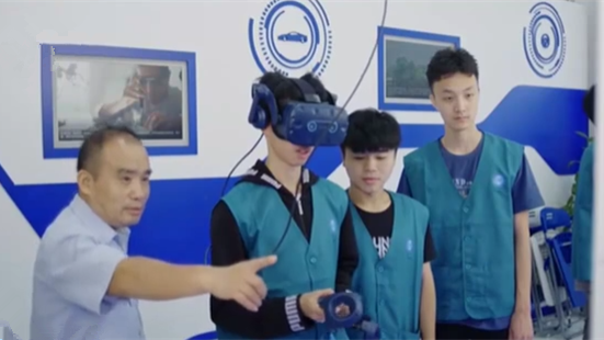 世界青年技能日：人社部&mdash;&mdash;啟動技能中國行動