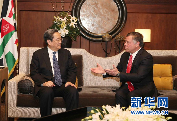 11月9日,正在約旦進行正式友好訪問的全國政協主席俞正聲在安曼會見約旦國王阿卜杜拉二世。 新華社記者 劉衛兵 攝 11月9日,正在約旦進行正式友好訪問的全國政協主席俞正聲在安曼會見約旦國王阿卜杜拉二世。 新華社記者 劉衛兵 攝