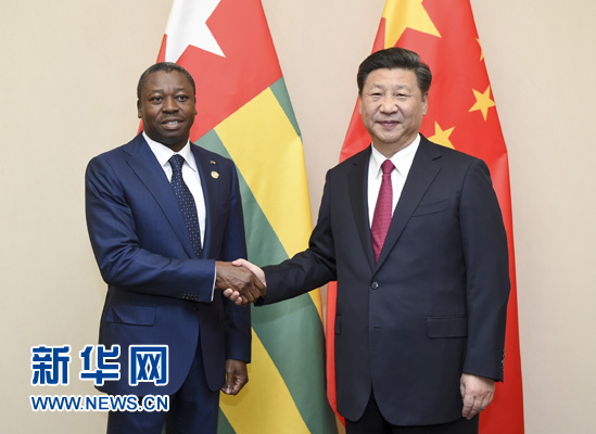 12月3日,國家主席習近平在約翰內斯堡會見多哥總統福雷。新華社記者 謝環馳 攝 12月3日,國家主席習近平在約翰內斯堡會見多哥總統福雷。新華社記者 謝環馳 攝