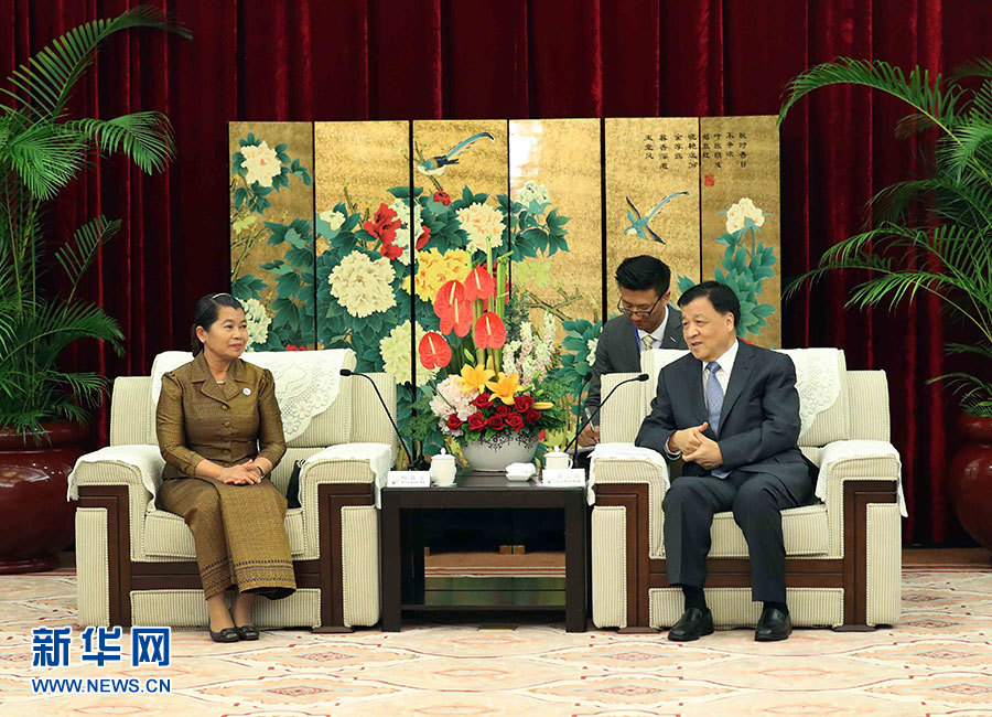 6月11日，中共中央政治局常委、中央書記處書記劉云山在福州會見來華出席金磚國家政黨、智庫和民間社會組織論壇的柬埔寨人民黨中央常委、副首相梅森安。新華社記者劉衛(wèi)兵攝