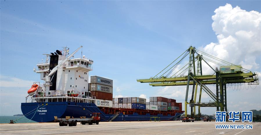 （新華全媒頭條&middot;圖文互動）（6）特稿：深化周邊友好　共促亞太繁榮&mdash;&mdash;寫在習(xí)近平主席出席亞太經(jīng)合組織第二十六次領(lǐng)導(dǎo)人非正式會議，對巴布亞新幾內(nèi)亞、文萊和菲律賓進行國事訪問并在巴新同建交太平洋島國領(lǐng)導(dǎo)人會晤之際