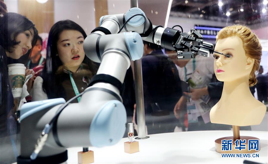 (新華全媒頭條·圖文互動)(8)從進博會到“雙11” 超級訂單背后蘊藏中國動能