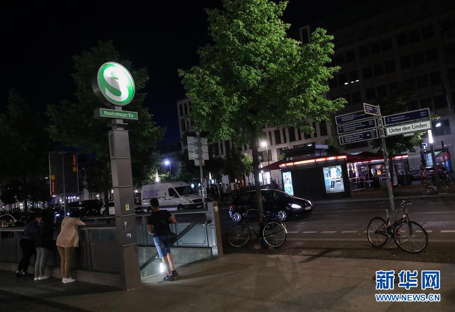 （國(guó)際）（6）德國(guó)柏林：夜來(lái)&ldquo;菩提樹(shù)下&rdquo;