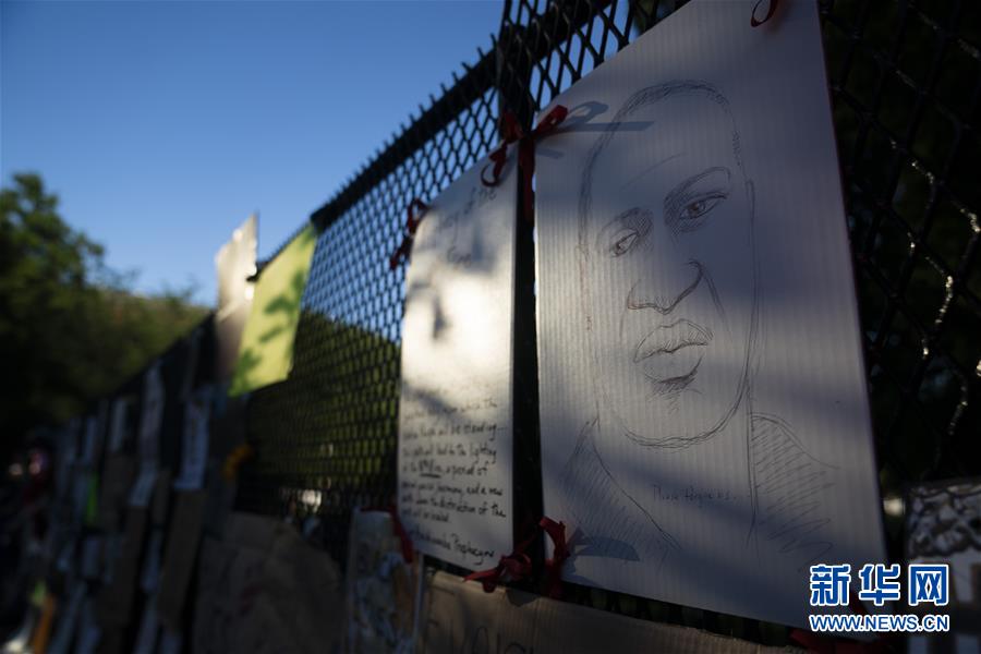 (國際)(4)美國華盛頓:抗議警察暴力執(zhí)法活動(dòng)持續(xù)