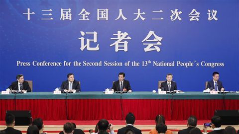 商務部就&ldquo;促進形成強大國內市場 推動全方位對外開放&rdquo;答記者問