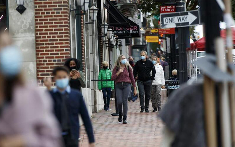 【微視頻】科學被&ldquo;捂上嘴&rdquo;？美國疫情應對持續(xù)遭批！